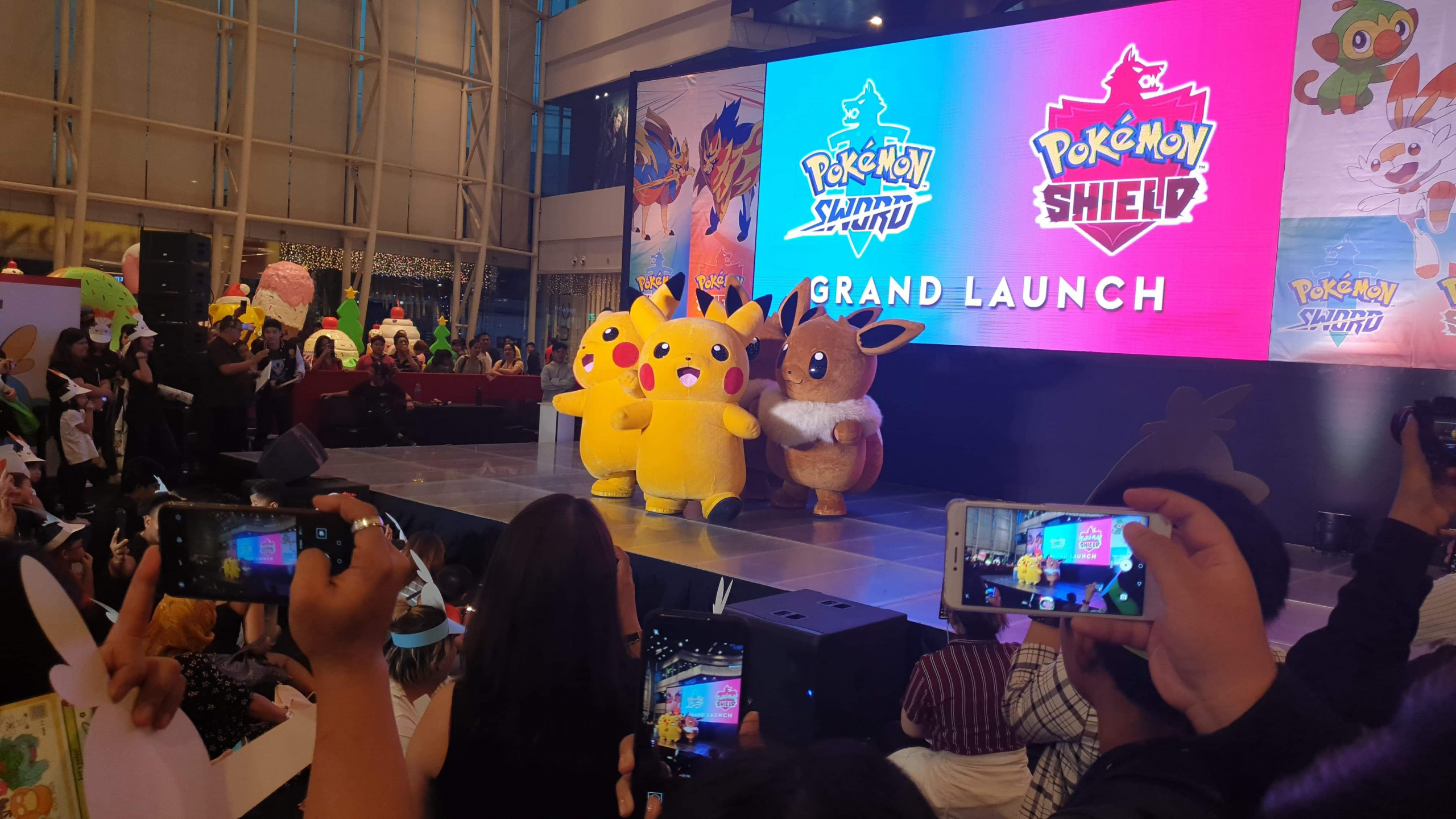 Photos of the Pokémon Sword and Pokémon Shield Launch Event at