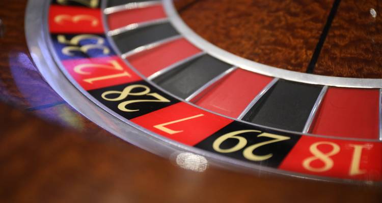 Wheel of Fortune Main Advantages of Playing Online Roulette Header Image